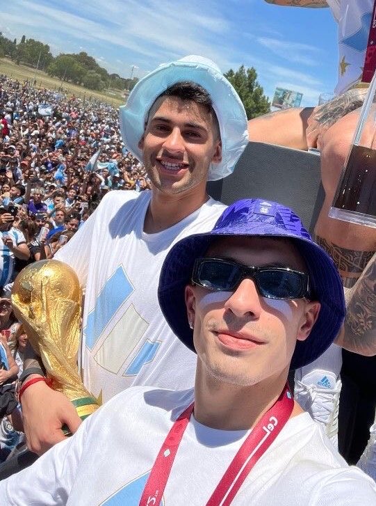 julienzista's tweet photo. pasaron de ser los pibes de la selección a ser los referentes😭 https://t.co/bZi6HZ9kdj