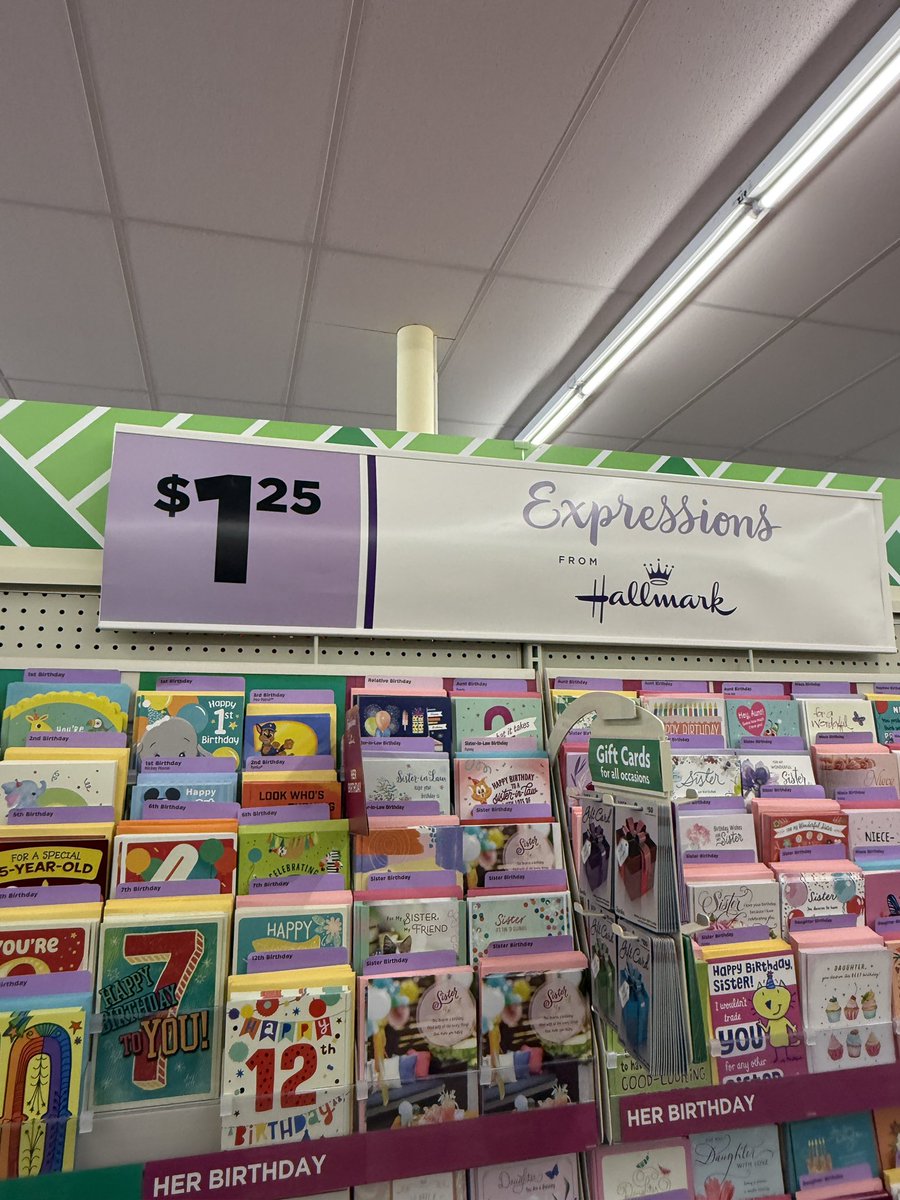 chaos10000x's tweet photo. Visited this Dollar Tree in Missouri. Couldn’t find what I needed. Prices make me sad. 

Make Dollar Tree Great Again

CXrHj5pPy6vQacDf8svzt5nDvd1ugqFPmn6npMGDpump https://t.co/8lUzA4dFr4