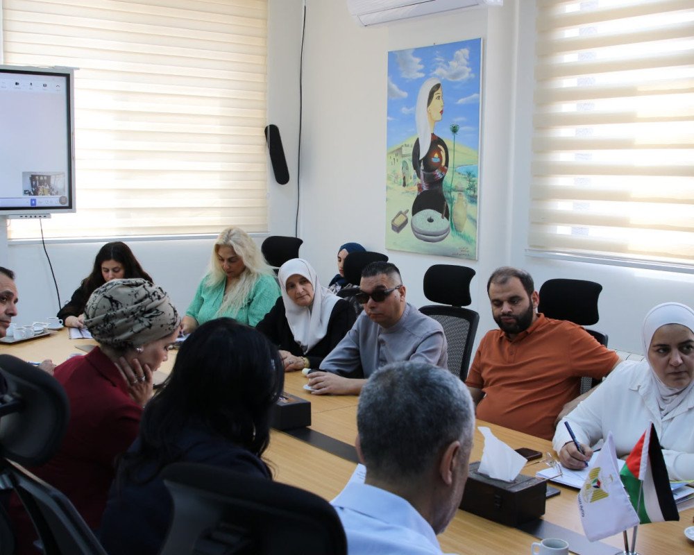 Gaza_Pa_'s tweet photo. خدمات أكثر شمولًا وخطوات فلسطينية لترسيخ حقوق الأشخاص ذوي الإعاقة 🇵🇸
بحثت وزيرة التنمية الاجتماعية ووزيرة الدولة لشؤون الإغاثة بالإنابة د. سماح حمد مع جمعية نجوم الأمل والوكالة البلجيكية للتعاون الدولي إينابل ومؤسسات مختصة سبل تفعيل ومأسسة شبكة الخدمات الداعمة للأشخاص ذوي الإعاقة https://t.co/3S4DxLFadG