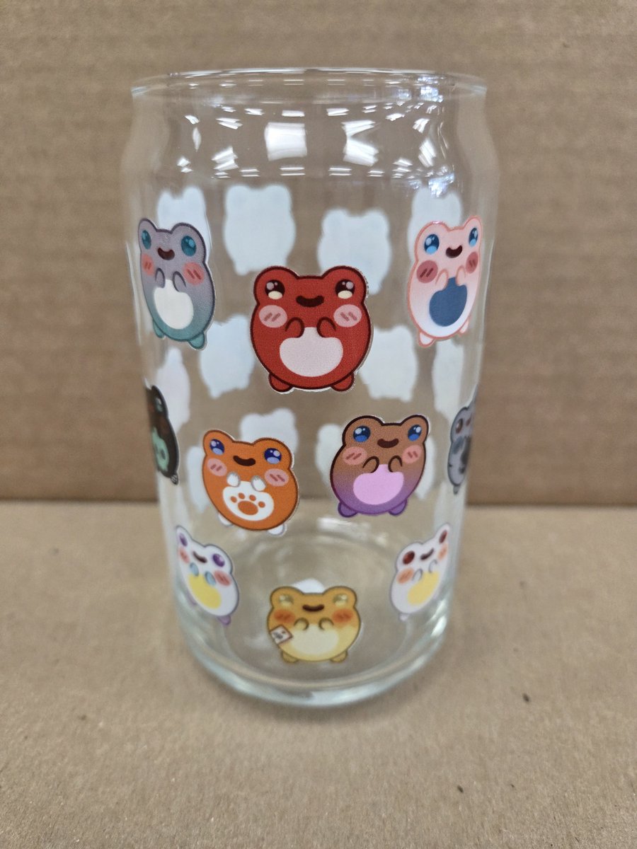 27jayway's tweet photo. I just got my Mim Vfroglet merch and its so adorable! Special shout out to the Vfroglet glass, all the little froggies are so colorful and look great! https://t.co/dECBugiL8H