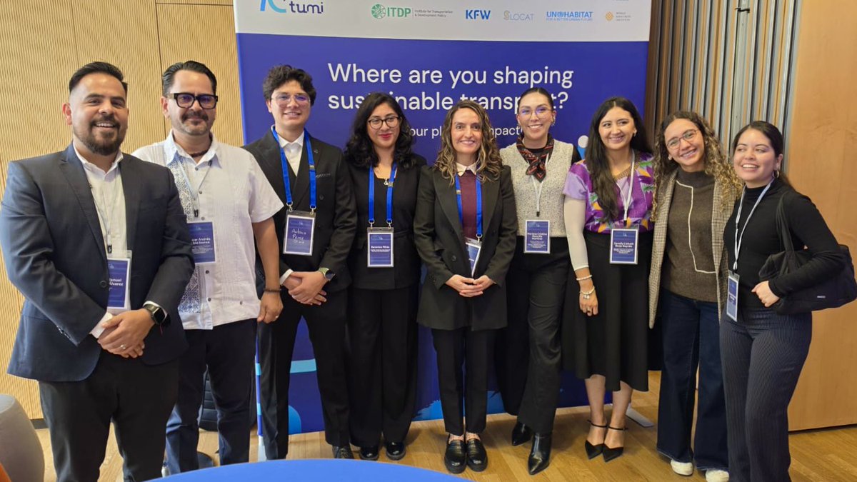 SEDATU_mx's tweet photo. Participamos en el #InnoTrans2026 organizado por @TUMInitiative en Berlín, Alemania🇩🇪

En el encuentro, conocimos experiencias y soluciones en materia de trenes, digitalización, señalización y movilidad urbana, fortaleciendo capacidades para el desarrollo en México 🇲🇽 https://t.co/eNZxxbVTGV