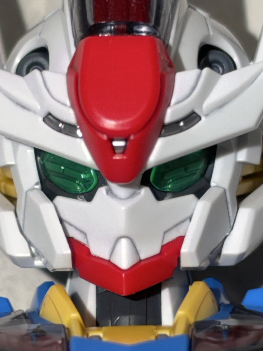 zuto3's tweet photo. おはようございます☀
なかなか進みませんがMGSDエアリアル進捗です。
相変わらずMGSDは作りやすい。そして見よ、この細かいディテール！
シェ��ユニットはスミ入れした方が良さそうですね。
#ガンプラ好きな人と繋がりたい
#MGSDエアリアル https://t.co/s7TYRn9EZC