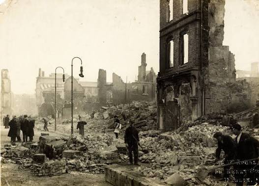 itsjohncrotty's tweet photo. Well you’ve outdone yourself here you mad bigoted spanner

Mocking our dead?

Ireland was forced to fight a war of independence to finally get rid of British interference.  An overseas administration ruling by force was responsible for anything between 2-4 million excess Irish deaths by that point. 

Every democratic attempt for Home Rule was denied, 1886, 1893, then held up in 1914 before a 1918 majority sought total separation.  

Despite a democratically mandated bid for freedom, Britian denied Irelands will.  In a bloody war British forces were responsible for more civilian deaths than any other side. Close to 400.  
British troops burned the city of Cork, one of many atrocities against civilians ⬇️

That is not ‘Irish violence’ - that is a millennia old identity finally getting out from under the boot of Empire, with a democratic mandate to do so. 

As for the Congo, 11 Irish soldiers were attacked while on their peacekeeping mission, being ambushed unexpectedly.  9 were killed.  They were UN peacekeepers 

You disrespect the dead with your lies. I’d say do better, but it’s clearly beyond you