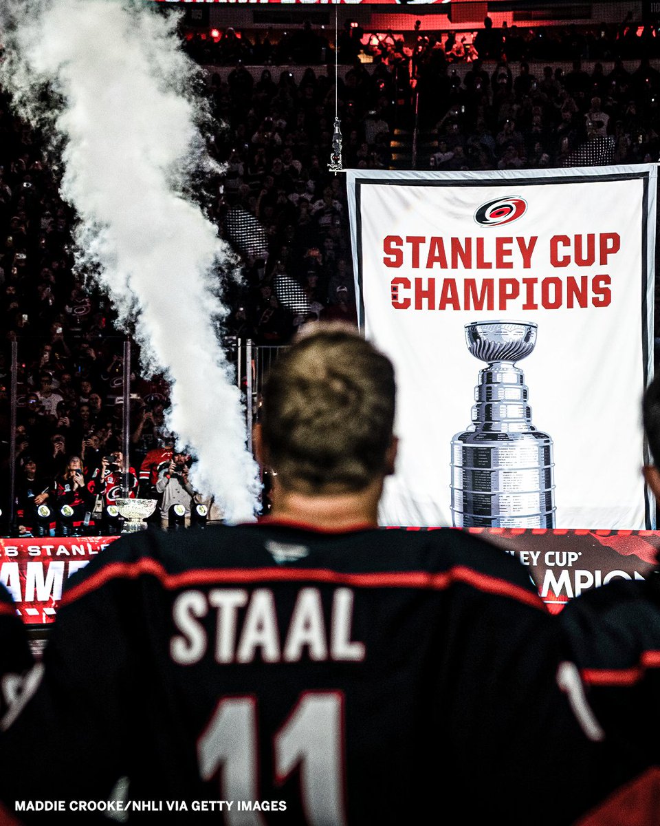 SportsCenter's tweet photo. Worth the wait 🏆

@Canes https://t.co/Rtrd3Mw5Pf