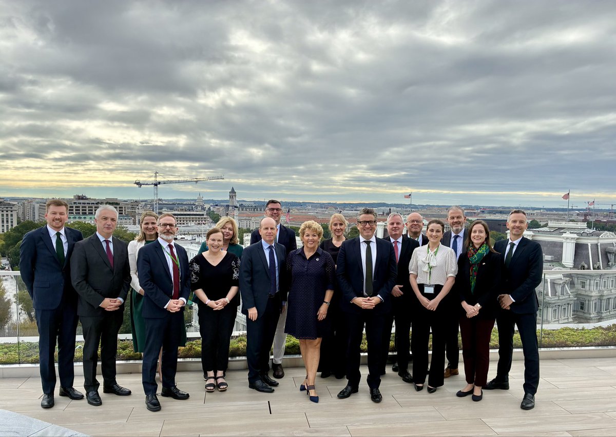 IrelandAmbUSA's tweet photo. Thrilled to host @dfatirl colleagues from Dublin and our missions across the United States and Canada. Great conversations, fresh perspectives, and a strong spirit in Team Ireland USA and Canada. Ní neart go cur le chéile. #StrongerTogether 🇮🇪🇺🇸🇨🇦 https://t.co/z2LBIaUktk