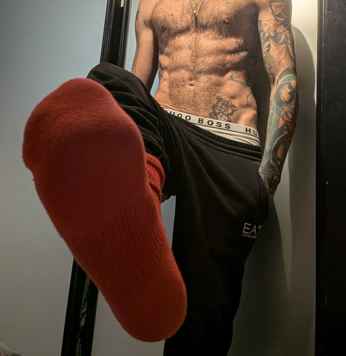 MasterKnight666's tweet photo. This is the only view your getting

You want to see more don't you.
Ofcourse you do.

Go spoil me. Then maybe we can talk!

https://t.co/1hkKoePnuN

Longer you make me wait. The less you'll see! https://t.co/3O6VhPnvhb