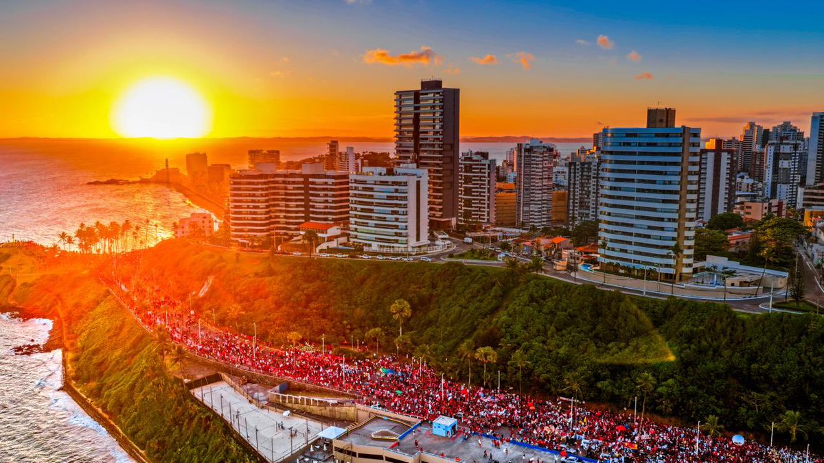 ptbrasil's tweet photo. Ondina, Salvador. ⭐️

📷 @ricardostuckert https://t.co/aiWPRUStJx