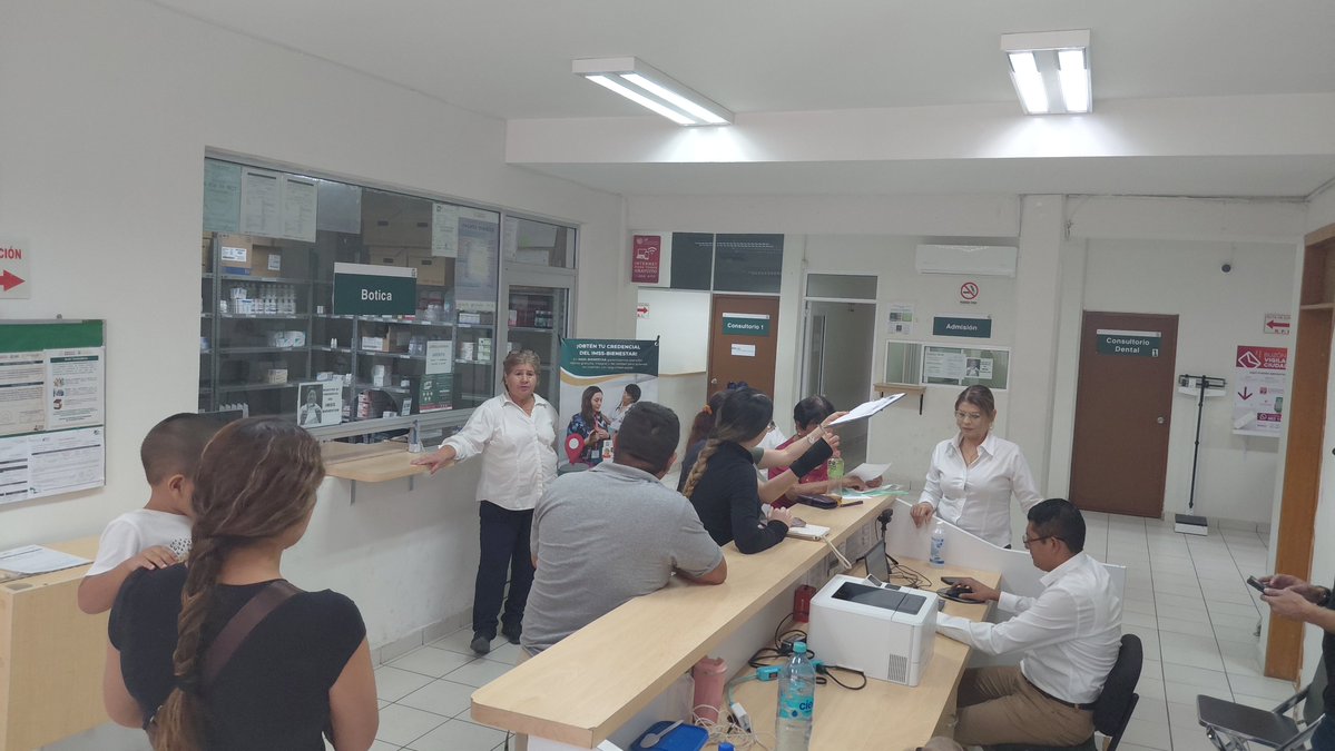 csuLOMASDMADRID's tweet photo. Promocion T/V de credencial del imss bienestar solicita con solo ine y acta de nacimiento https://t.co/sMg5wkvqES