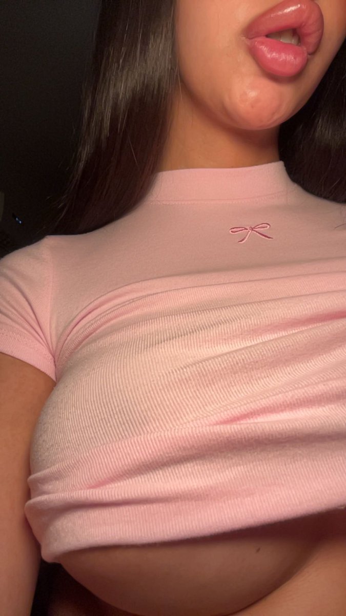 thestarkamila's tweet photo. 💗 https://t.co/9emom7Hebh