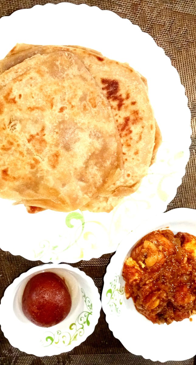 atmbiopro's tweet photo. Tuesday Night Veg Dinner🥘🍽🍨🍷😍
#ParathasMixVegPaneerGulabJamun😘
#GoodNightEveryoneX🌟🌴🌉 https://t.co/ni5jyULq9B