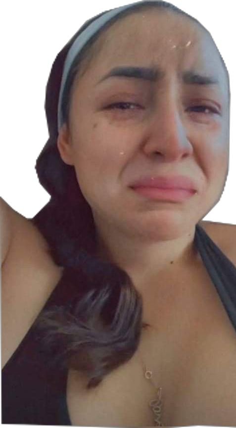 MIRABELLEJcwp3's tweet photo. Someone I thought that he loved me just break up my heart 💔💔 today 😭😭😭 https://t.co/2YqpbHAuGY