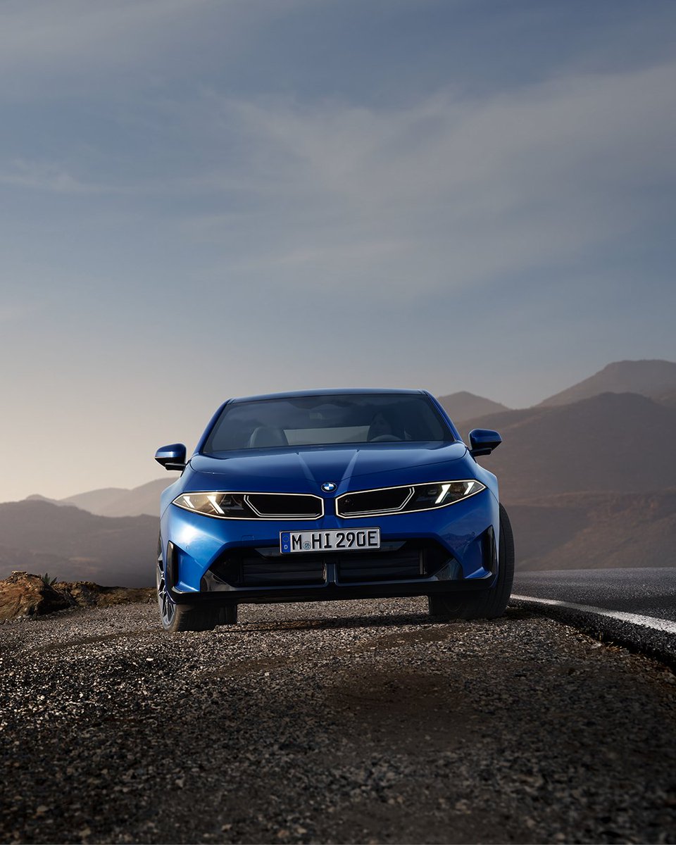 BMW's tweet photo. The heartbeat of a new era. 

Setting the pace for the sports sedan once more. THE NEW BMW 3 and THE NEW BMW i3.

Available with petrol or all-electric powertrains.

#BMW3 #BMWi3 #BMW #BMWNewEra #NeueKlasse #BMWGroup https://t.co/LYhFYk19A0