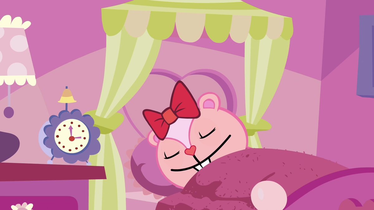 Happytreewhore's tweet photo. Cómo duerme la ardilla puta después de que toda verga de la ciudad haya pasado por su hedionda panocha menos la de su novio: https://t.co/PtFMpFq5fh