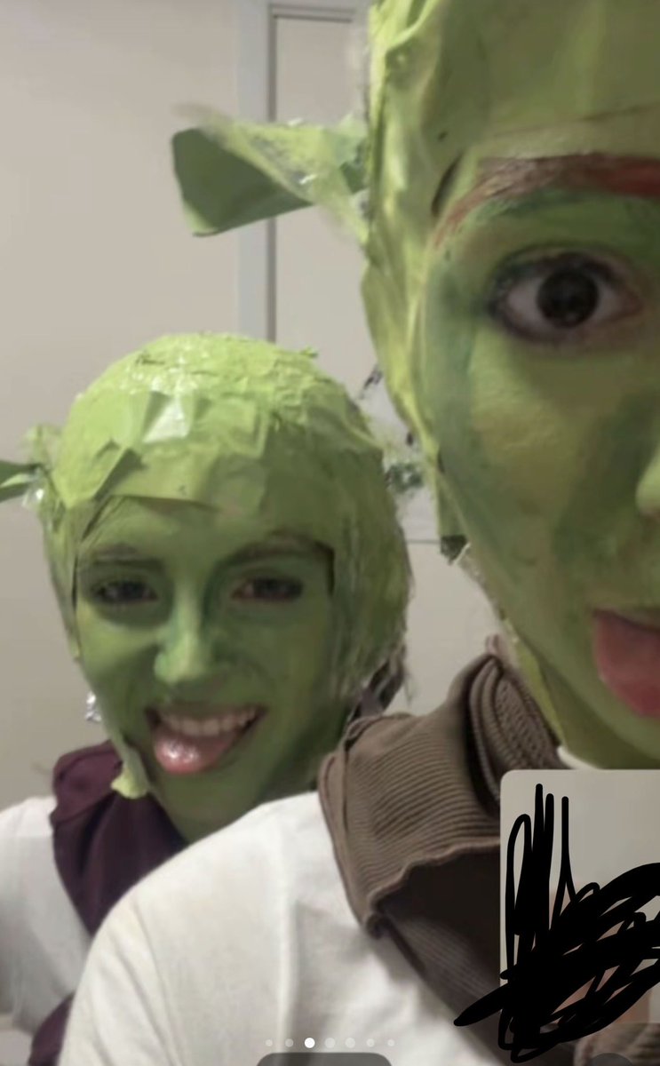 kugisaki42's tweet photo. Shrek. https://t.co/YzLUOEE7m9