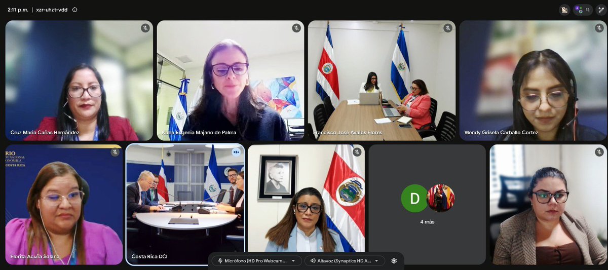 DianaVanegasES's tweet photo. Nuestra agenda de cooperación bilateral con Costa Rica continúa fortaleciéndose 🇸🇻🤝🇨🇷. Este día junto a los equipos de la ESCO, Cancillería CR y MIDEPLAN, llevamos a cabo la Reunión de Evaluación de Medio Término de nuestro Programa de Cooperación 2025-2027. https://t.co/yqPCH8HdxS