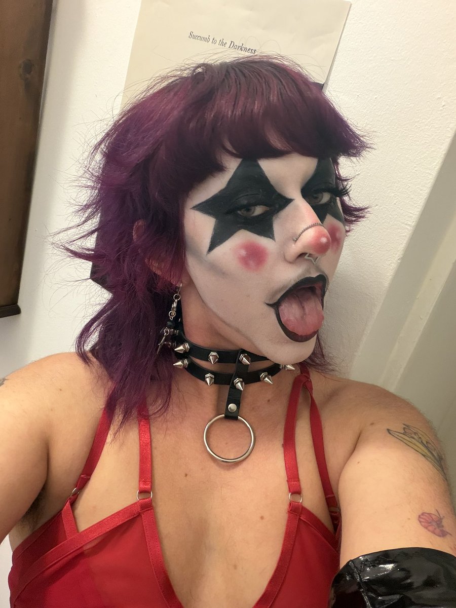 zodiac_fckr's tweet photo. if i was ur local gogo dancer i Would fall in love with you <3
#nsfw #nsfwtwt #gogodancer #goth #gothnsfw #alternative #transmasc #tboy #queer #gaynsfw #pitpost #puppyboy https://t.co/JErJKqowDZ
