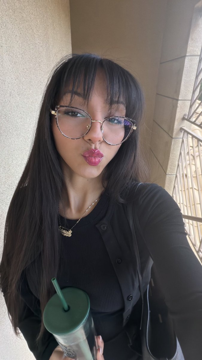jsm111n's tweet photo. 😽 https://t.co/1wgnAwp25j