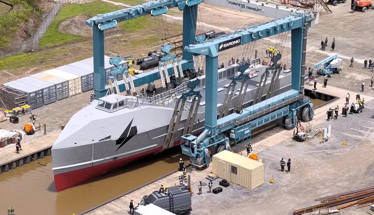 USNINews's tweet photo. 3 Louisiana Shipyards to Build 30 Drone Ships in $1.2B Navy MUSV Deal — USNI News
https://t.co/Lk7YEBszqA https://t.co/WuBrCalB1v