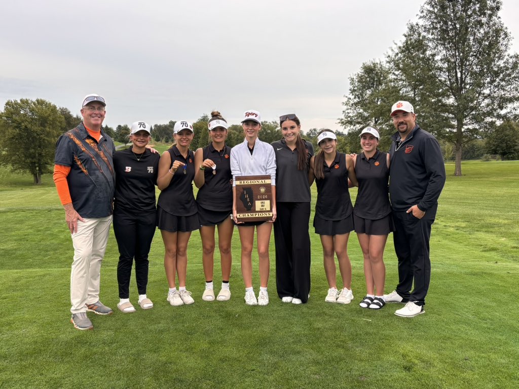byronhsad's tweet photo. Champs with the Regional plaque!  #ByronTigers #TigerPride https://t.co/3zIQw4Yiqf