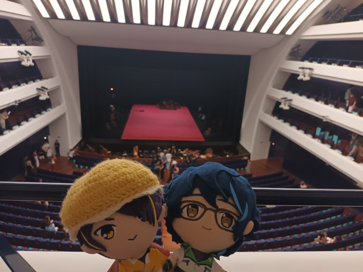 tsumugiculon's tweet photo. They saw the opera Carmen tonight :] https://t.co/l6btjWRhc5