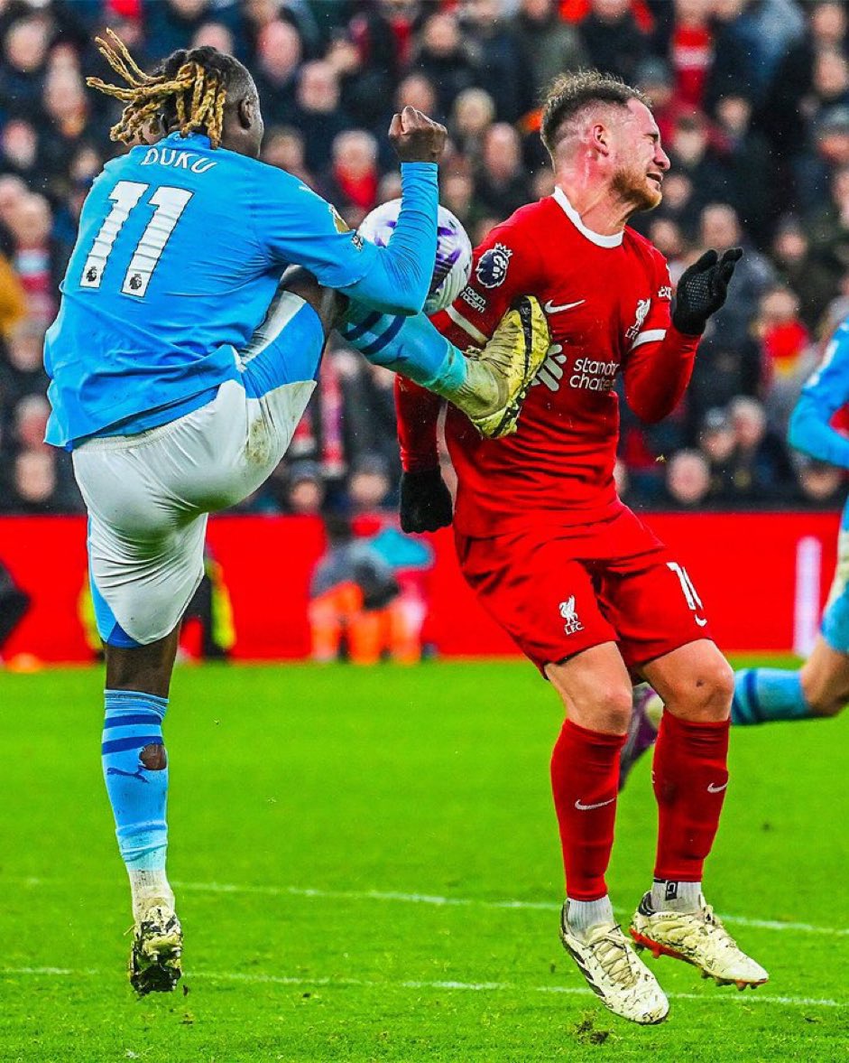 james79rigby's tweet photo. Corruption @LFC https://t.co/5QKmLWuIJc