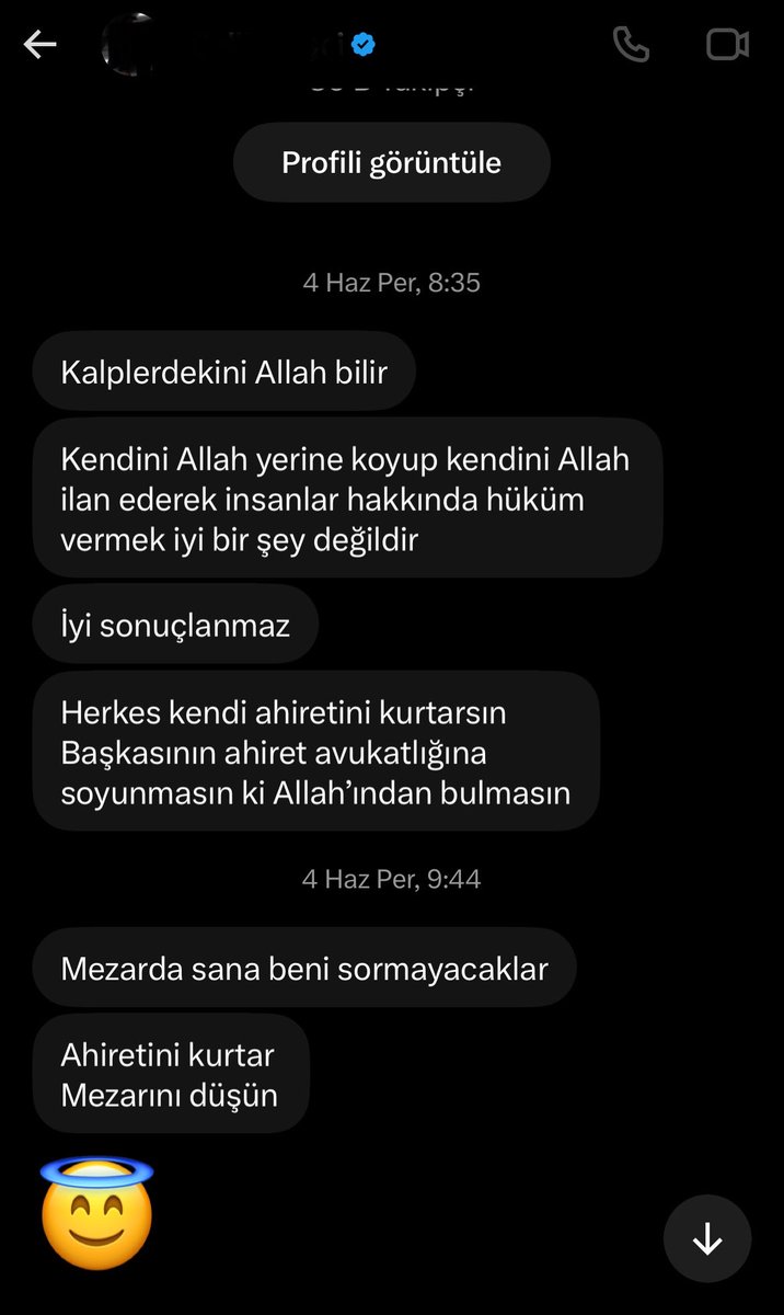 ezXattiko's tweet photo. Gazzeli mühendis bir kardeşimiz için hayırseverliğini çarşaf çarşaf okuduğumuz ünlümüzden destek talep ettiğim yoruma, özelden böyle bir cevap vermişti.

Bize denk gelen ünlü! https://t.co/JX7z37t4iu