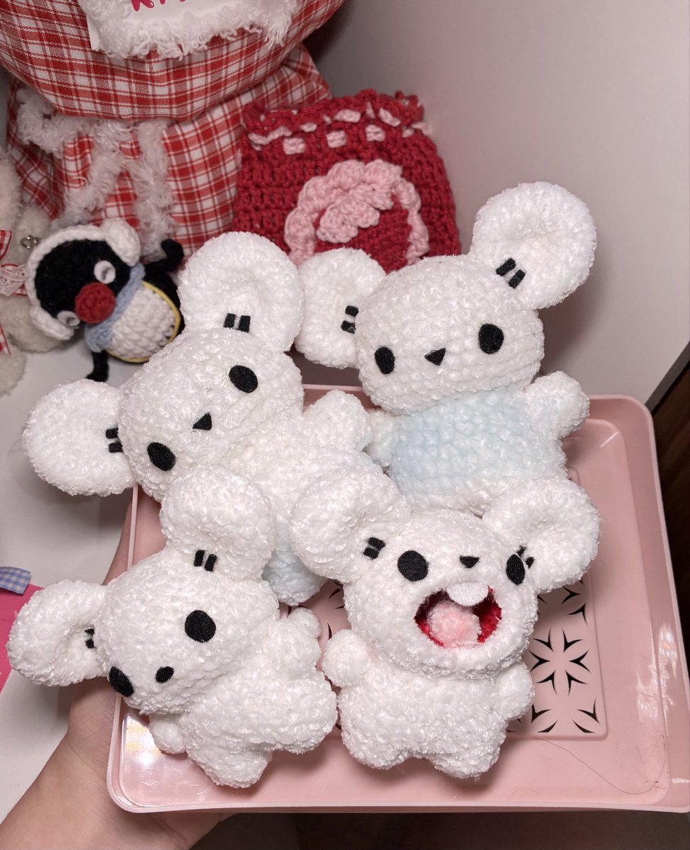 amigurutelie's tweet photo. fiz maushold de crochê   servidos? https://t.co/DMNiPAtRWX