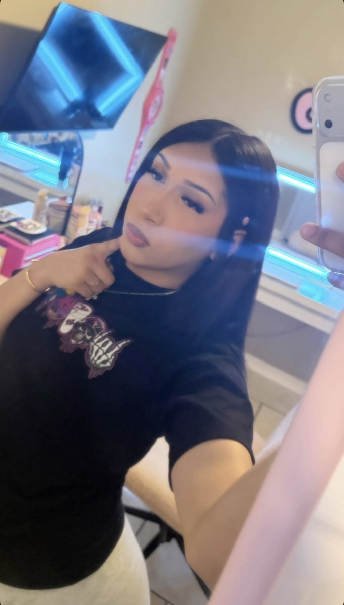 anami2x's tweet photo. How long you think you’d last👅?

#Latina #nsfwtwtًًً https://t.co/8xu3605Pgh