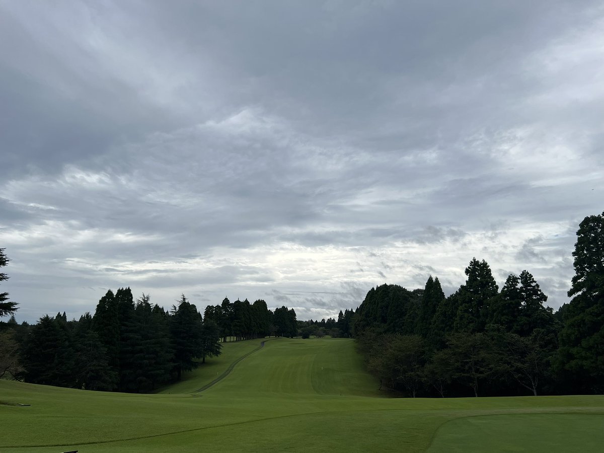 Golfix4Golfix's tweet photo. 格安でラウンドできるサービスが本日付けにて終了しました。

日割り計算(クーポン利用)+食事代+利用税+交通費
=約5,000円未満

撤退したdocomoは、何故この事業サービスを買い取ったのか気になるところ。

しかし、新たに再開した此方の事業は見込み薄い展開。先ずは様子見。 https://t.co/LZhiOgVqIY