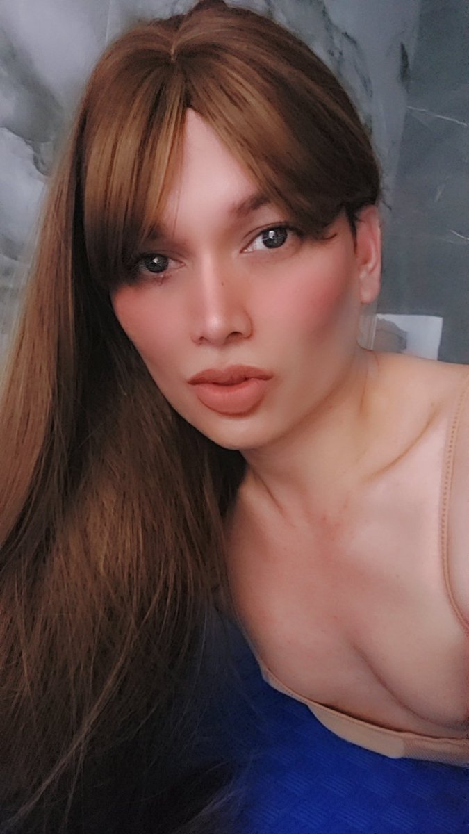 vivibfgo's tweet photo. Be the best versuon of yourself.
#ladyboy #uae #alaincity https://t.co/t72YQecFDw