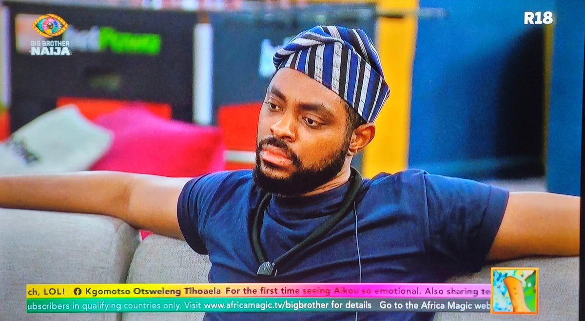Fublex256's tweet photo. Housemates laughing  at Ricky for making up his mind about the money at last😁😄

Ricky has been assuring  most of the mates that he is here for fun and ain't  chasing  after Biggie'z money.

Now they play them a video of him saying   " he's seriously  chasing  money and wanna  win it and make his mommy proud"

#BBNaija  #Dstv #Tram
📷 @BBNaija