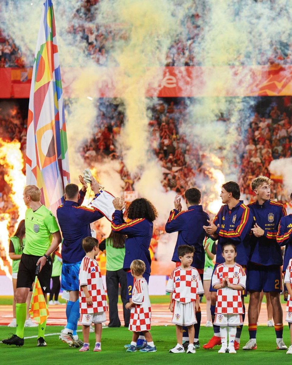 sefootbalrp's tweet photo. ⠀⠀⠀⠀⠀⠀⠀𝒍ä 𝒓ø𝒋𝒂 ∫ ᴜᴘᴅᴀᴛᴇ. ⋮ 
⠀⠀ᴍᴏᴅᴇ ɪɴ: 𝑵𝑨𝑻𝑰𝑶𝑵𝑺 𝑳𝑬𝑨𝑮𝑼𝑬 ✩ ⟠ ✩
⠀⠀⠀⠀⠀𝑵Ë𝑾 𝑷Ø𝑺𝑻 ∿ 𝑔ä𝑚𝑒 𝑑𝑎𝑦! ╮ https://t.co/jOxacQNxCI