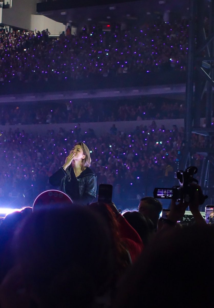 vjoonsuga's tweet photo. these pics i got of jimin.. i was graced by the presence of an angel https://t.co/4mxmYkra0M