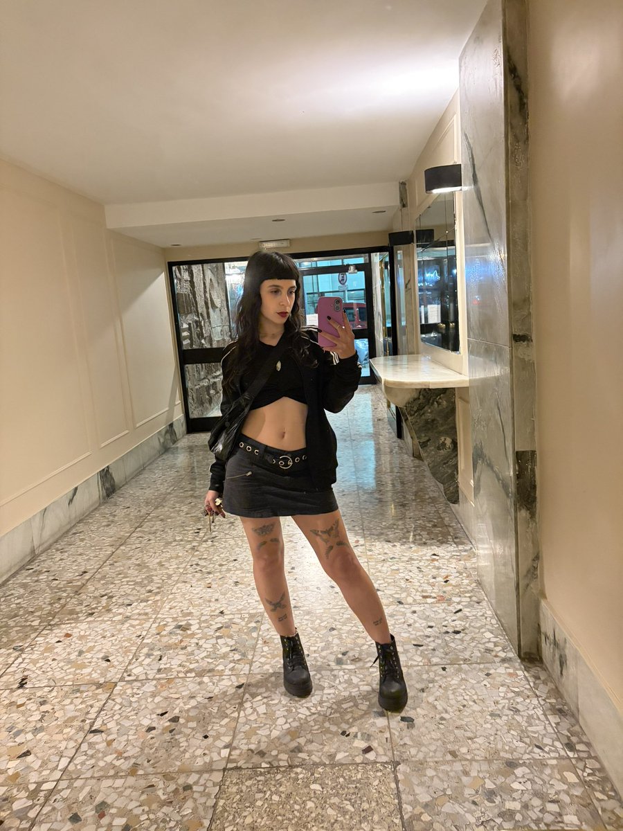 evildykelor's tweet photo. felt hot 🥵 https://t.co/oi0yirP6KX
