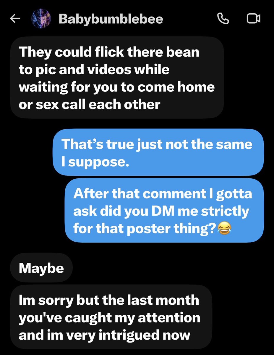 daisyfren's tweet photo. Please be careful of honeypots, too. If she is acting like a hoor 2 hours into a conversation, she’s definitely a hoor. Thankfully, the fren she DM’d this to isn’t an idiot and picked up on her behavior very quickly. Within 2 weeks, she’s with a LARPing non; ArmouredJester. https://t.co/Er11qvcYRJ