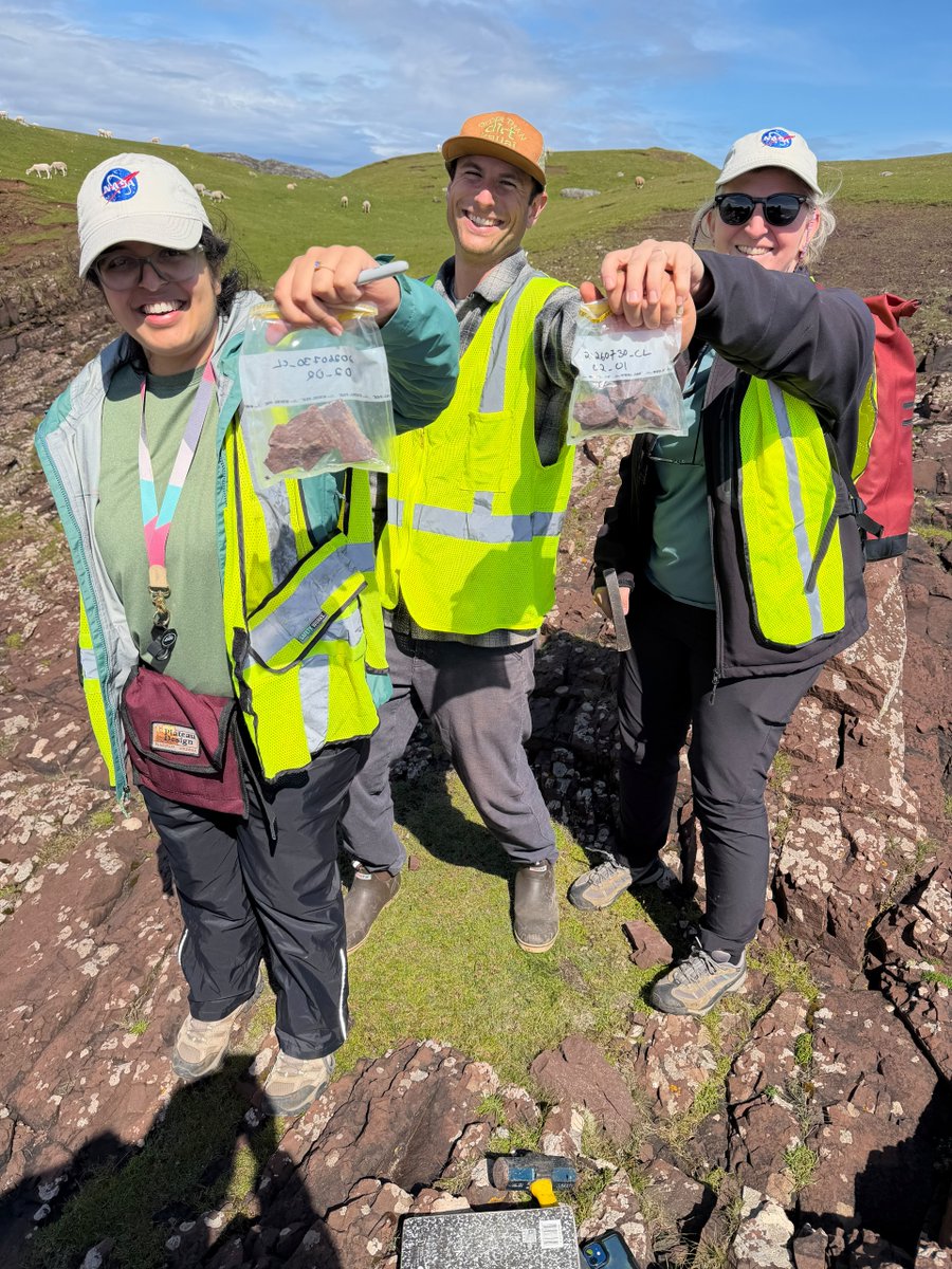 NASASolarSystem's tweet photo. Searching for clues about Mars’ ancient past… right here on Earth. 

Our Perseverance rover found greenish "reduction spots" on Mars. On Earth, spots like these can be formed by microbes, so NASA scientists headed to Scotland to take a closer look.

https://t.co/Uk88kue5yT https://t.co/D1mjOwt5ku