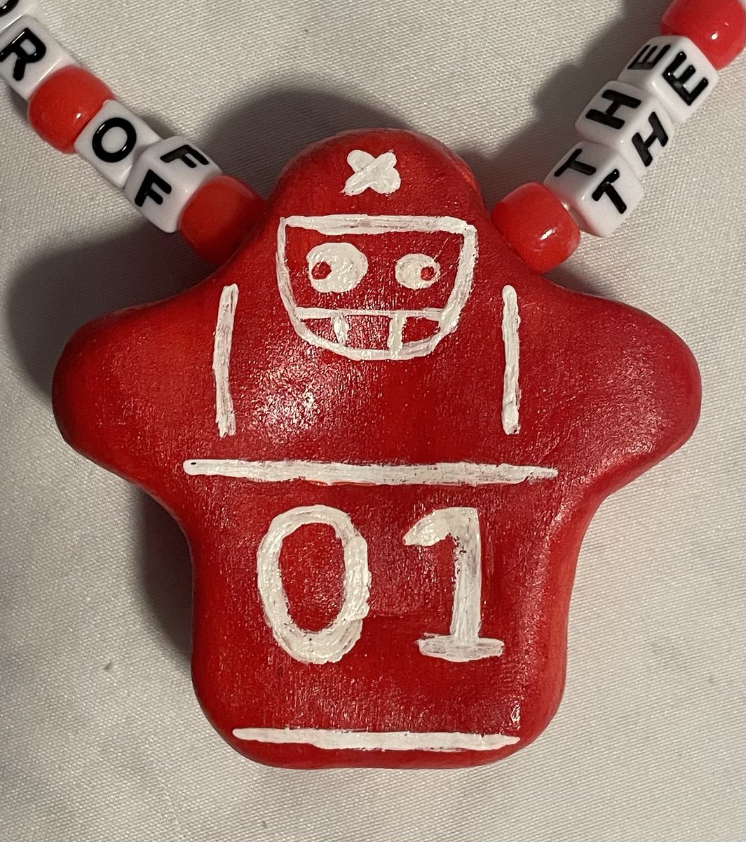 mothman_rosy's tweet photo. I made a Dummy necklace! I LOVE THIS THING!!! 

#pvz #plantsvszombies https://t.co/uR1J2l7PnT