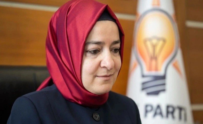 SelinGulsvn's tweet photo. Kadın AKP'li diye bırak yurtdışı yasağını,  ifade'ye bile çağırılmadı! https://t.co/xwLGmAfflp