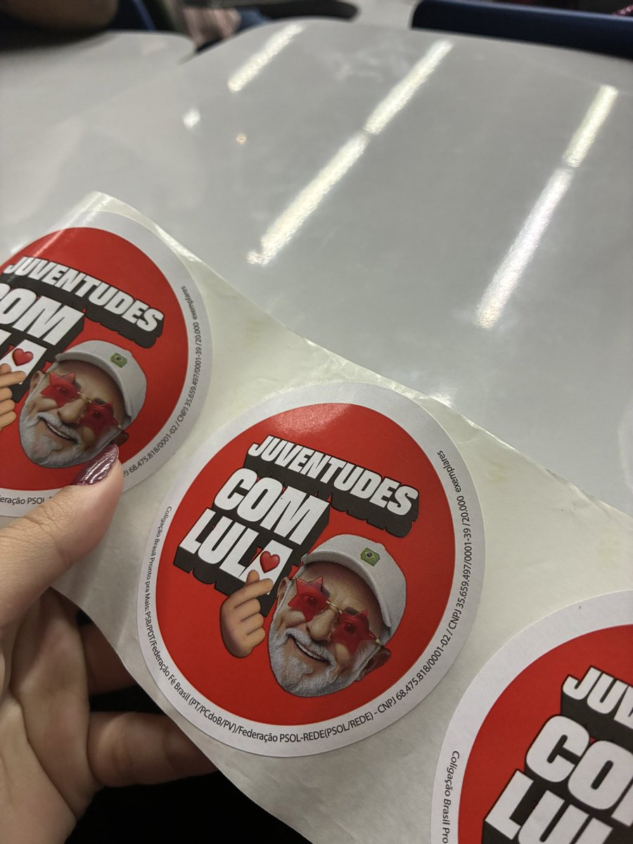 geeesccp's tweet photo. Consegui o meu do papai Lula pra ir votar ⭐️ https://t.co/nvI676EBYu