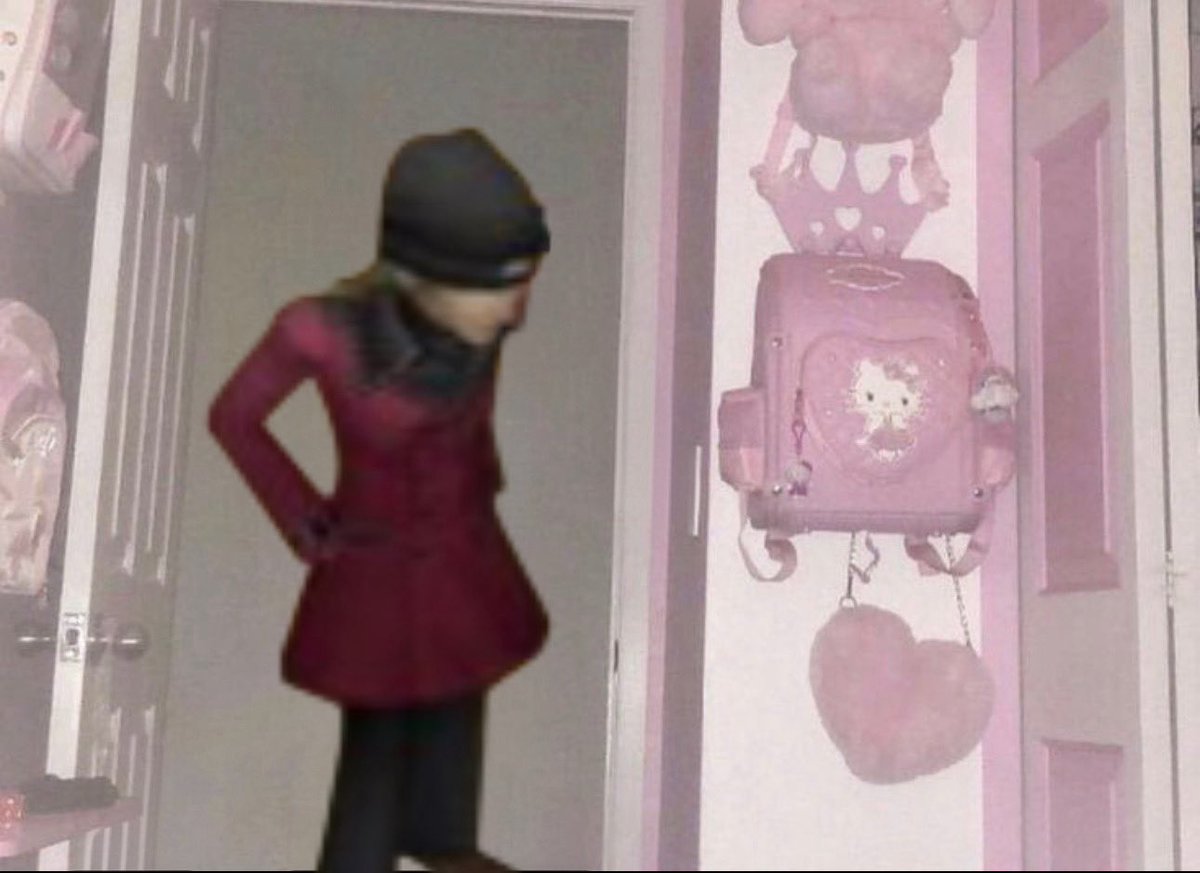 unasbasement's tweet photo. my sleep paralysis demon https://t.co/L2T7EANZQg