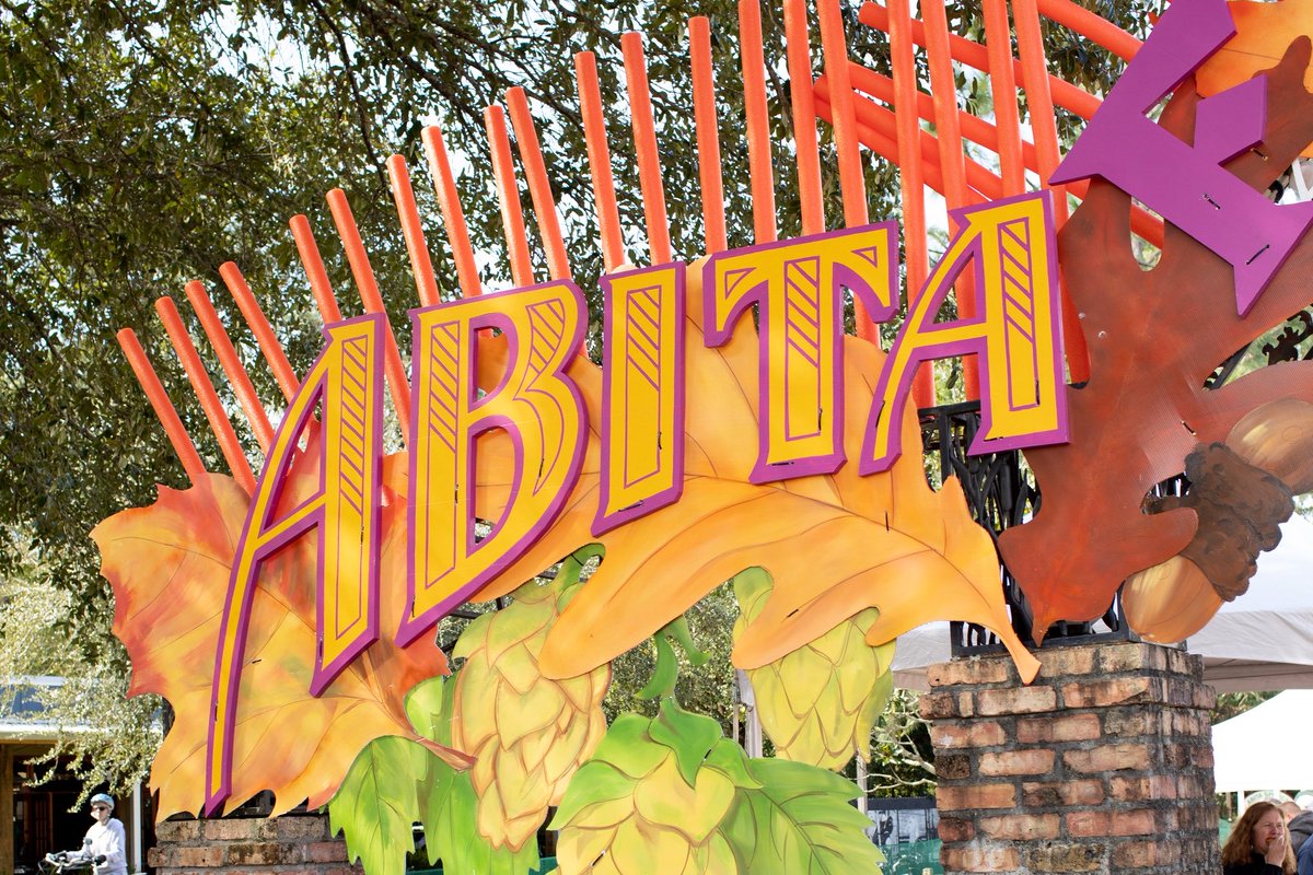 dumpstaphunk's tweet photo. This Friday, October 2 we’re bringing fall phunk to the main stage at @abitafest in Abita Springs, Louisiana ⚜️🍁🎸Tickets are on sale now, only $25 for one full day of great live music. Come thru!!!

https://t.co/VfVb3lu6fE

#dumpstaphunk #abitafest #putitinthadumpsta https://t.co/qGBKTiMx7V