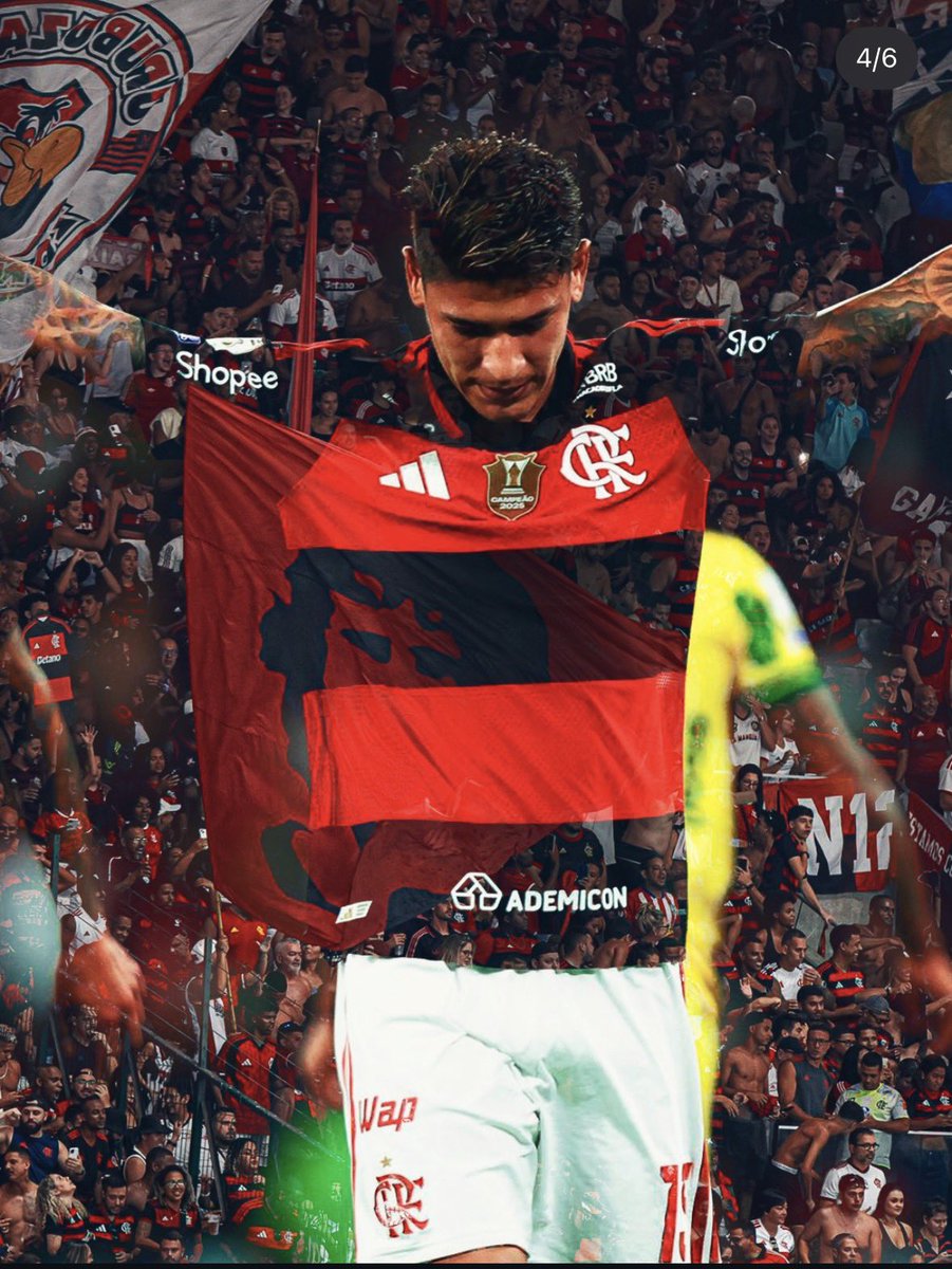 urubuDmeia's tweet photo. flamengo postou no instagram fotos já sem a betano no manto e PUTA QUE PARIU arruma dinheiro com agiota bap sei la mas deixa essa camisa que manto lindo https://t.co/iD6A93ZOLD