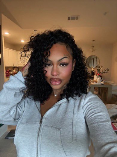 TheresaCol3w's tweet photo. Handle with desire. 🥵 https://t.co/5qkwoFcJaG
