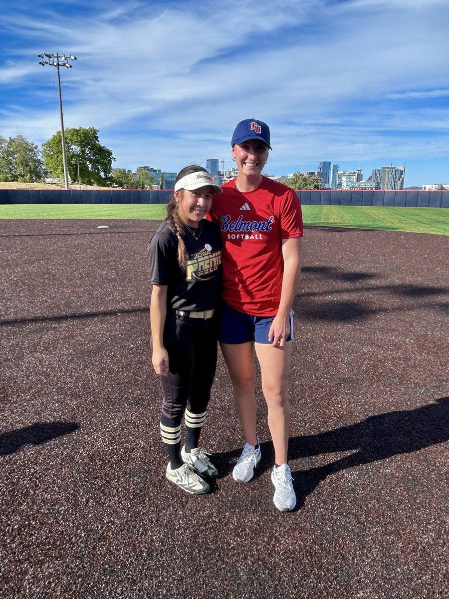 eleanorj2029's tweet photo. Had so much fun on Sunday at my second @BelmontSoftball camp! Great opportunity to represent @IPF_Shrai, compete with top talent, and get pitching tips from Coach Matthews, Coach K, and @MayaJohnson_SJA! Hitters, beware! 😉 #ItsBruinTime #lefty #fastpitch #classof2029 @MaxPreps https://t.co/KQaYhf5ZWO