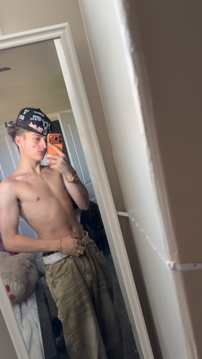 Itsnotjaxon's tweet photo. Your favorite boy next door 🫣 https://t.co/d7T8AIFodJ