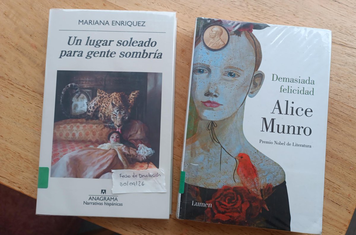 johadallitos's tweet photo. @Maidasmile Estos dos! Solicitados en préstamo a domicilio a la @BibloRedBogota :) https://t.co/X8PKopsGct