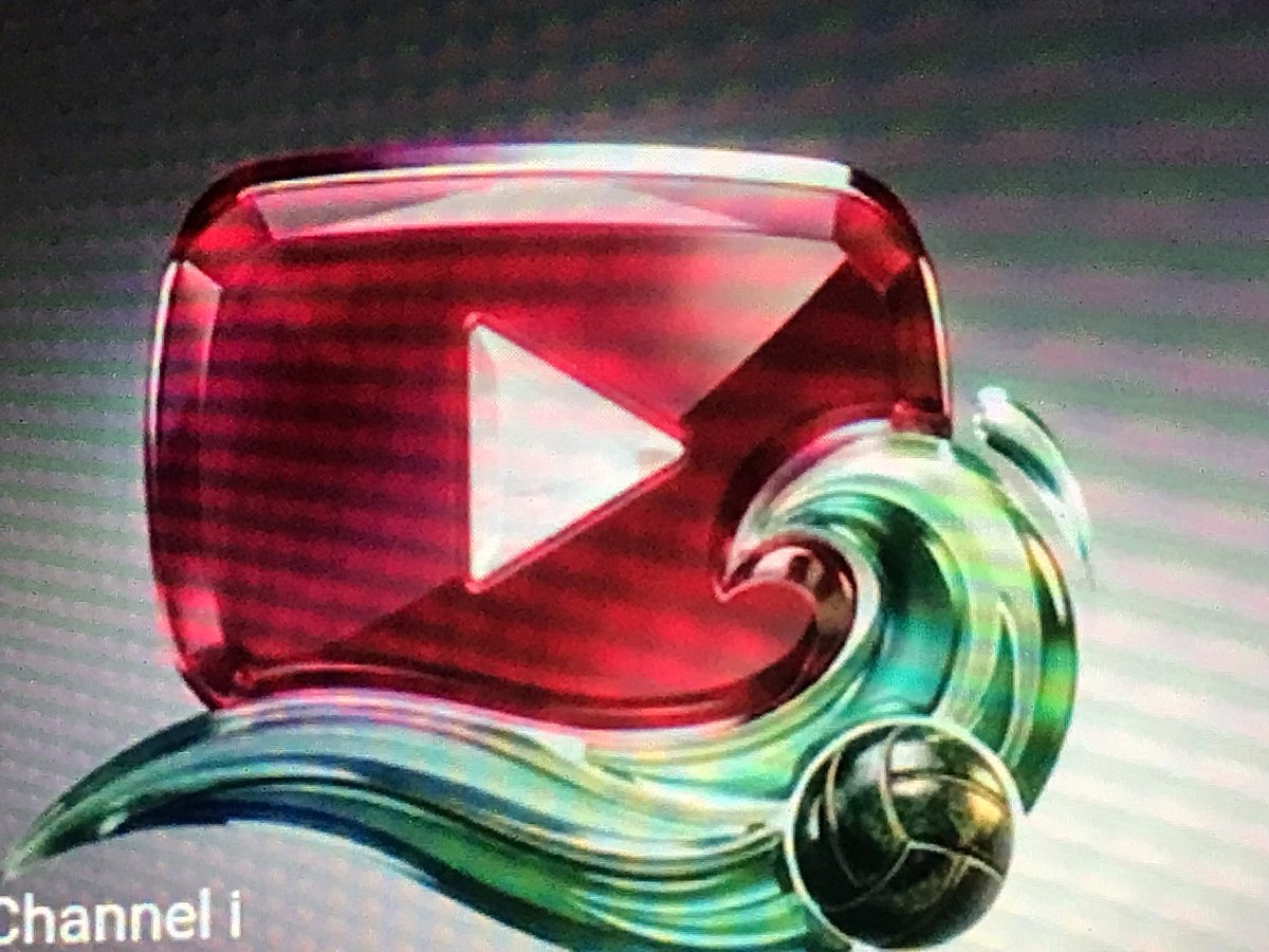 DirectMKyt's tweet photo. I don’t how but how did they link the 1 billion subscriber play button https://t.co/VELQeyGt2K