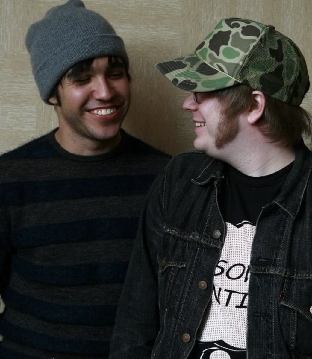 _blueber_ry's tweet photo. the way they look at eachother means so much to me https://t.co/eLcW5f4uPX
