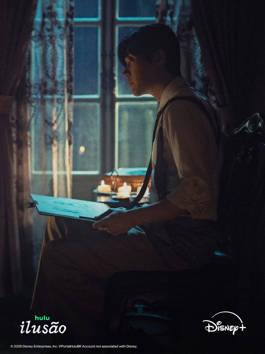PortalHuluBR's tweet photo. O que foi? Está com medo de ser enfeitiçado? 🩸

Ilusão, novo K-Drama Hulu Original. Com Suzy e Kim Seonho. Estreia em 2026, só no Disney+.

#현혹 #PortraitsofDelusion
#Suzy #BaeSuzy #KimSeonHo https://t.co/LEAU5SBLQE