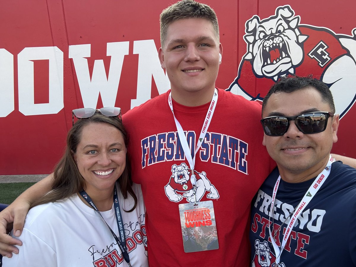 AlScott1998's tweet photo. R.I.P. Anthony Ortiz 🙏 

Anthony, who passed away this week was a long time Fresno State season ticket holder, along with his wife Stefani. He was soft spoken, but loved the Lord, his family and the Bulldogs. His son Justin is committed to play for Fresno State in 2027. https://t.co/iut5hOqWGl